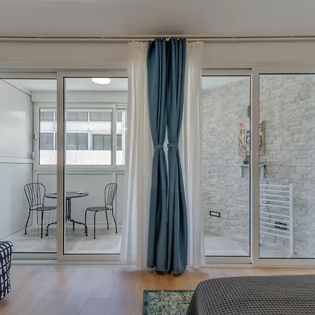 Esplanade Boutique Apartment *